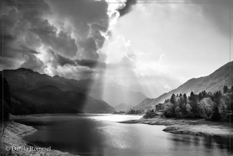 Fotografia dalla raccolta «Montagne, fiumi e laghi», opera 006