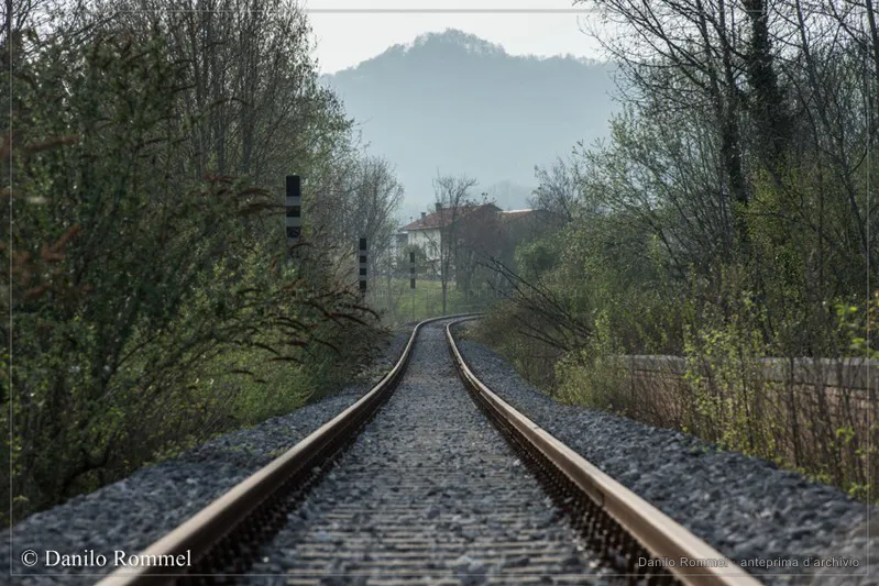 Fotografia dalla raccolta «Ferrovia Gemona–Sacile», opera 021