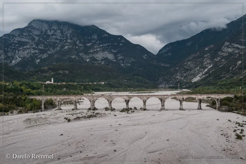 Fotografia dalla raccolta «Ferrovia Gemona–Sacile», opera 035