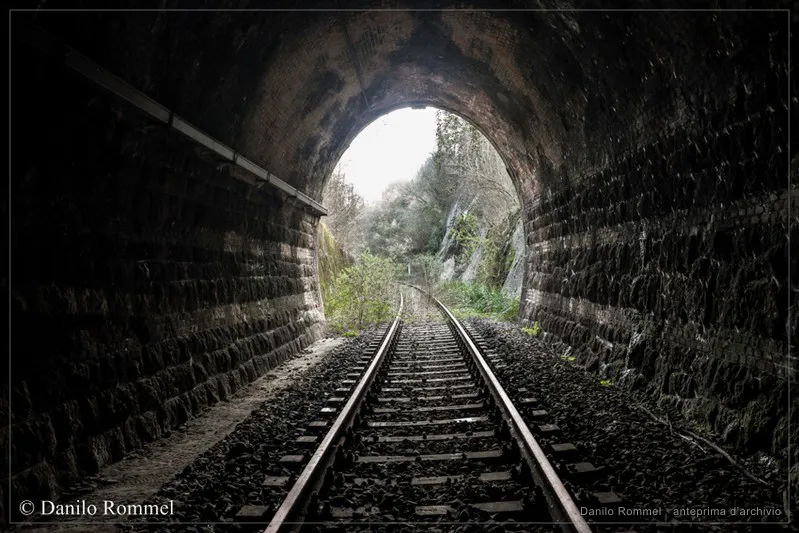 Fotografia dalla raccolta «Ferrovia Gemona–Sacile», opera 041